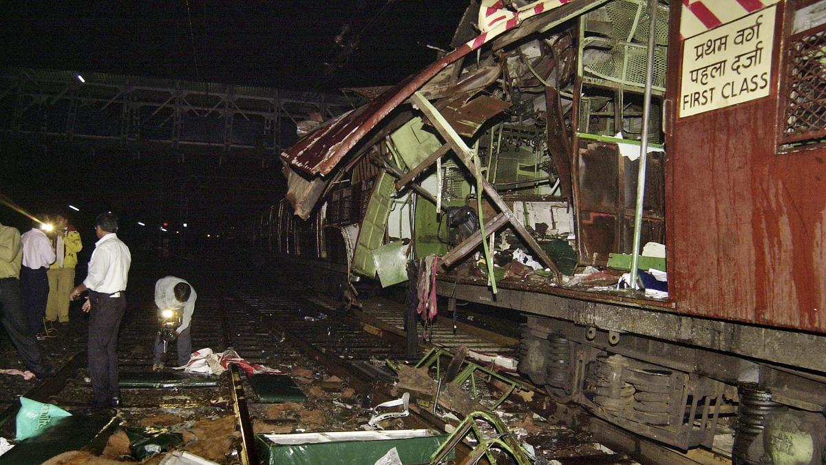 7/11 Mumbai blasts: all 12 convicts acquitted after 19 years in jail