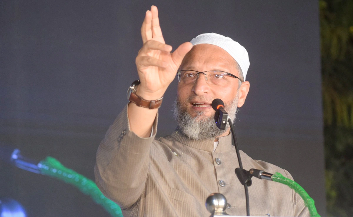 "BrahMos hai hamare pass" ,Owaisi fires back at Pakistan PM’s water threat!