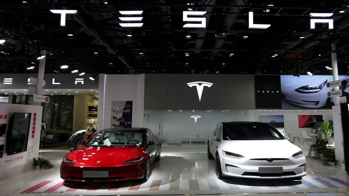 Tesla's first showroom in India!