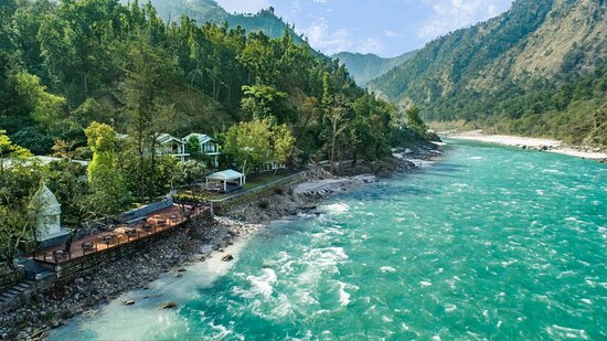 Meditate at Vashishta Ghat, swing at Mohan Chatti—explore Rishikesh differently