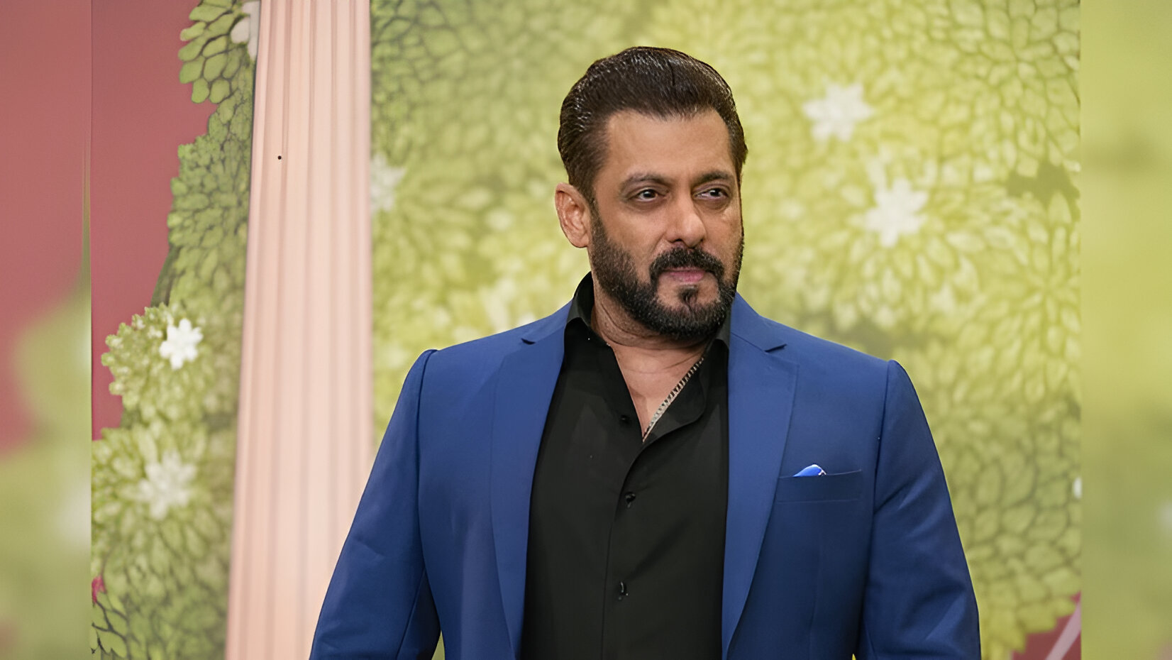 Bhaijaan Marks his Birthday With Ayat, Joined by Arpita, Aayush, and Lulia