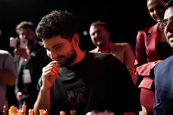 Samay Raina vs Gukesh: A Chess Showdown That Will Blow Your Mind!