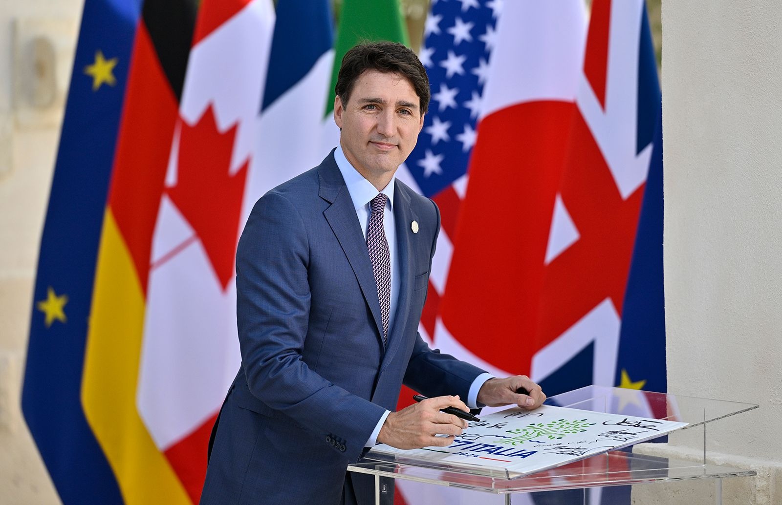 Canada Threatens Major Retaliation as Trump’s 25% Tariffs Could Spark Devastating Trade War!