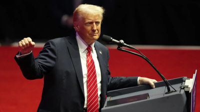 Trump Promises 'Brand-New Day' for America in MAGA Rally
