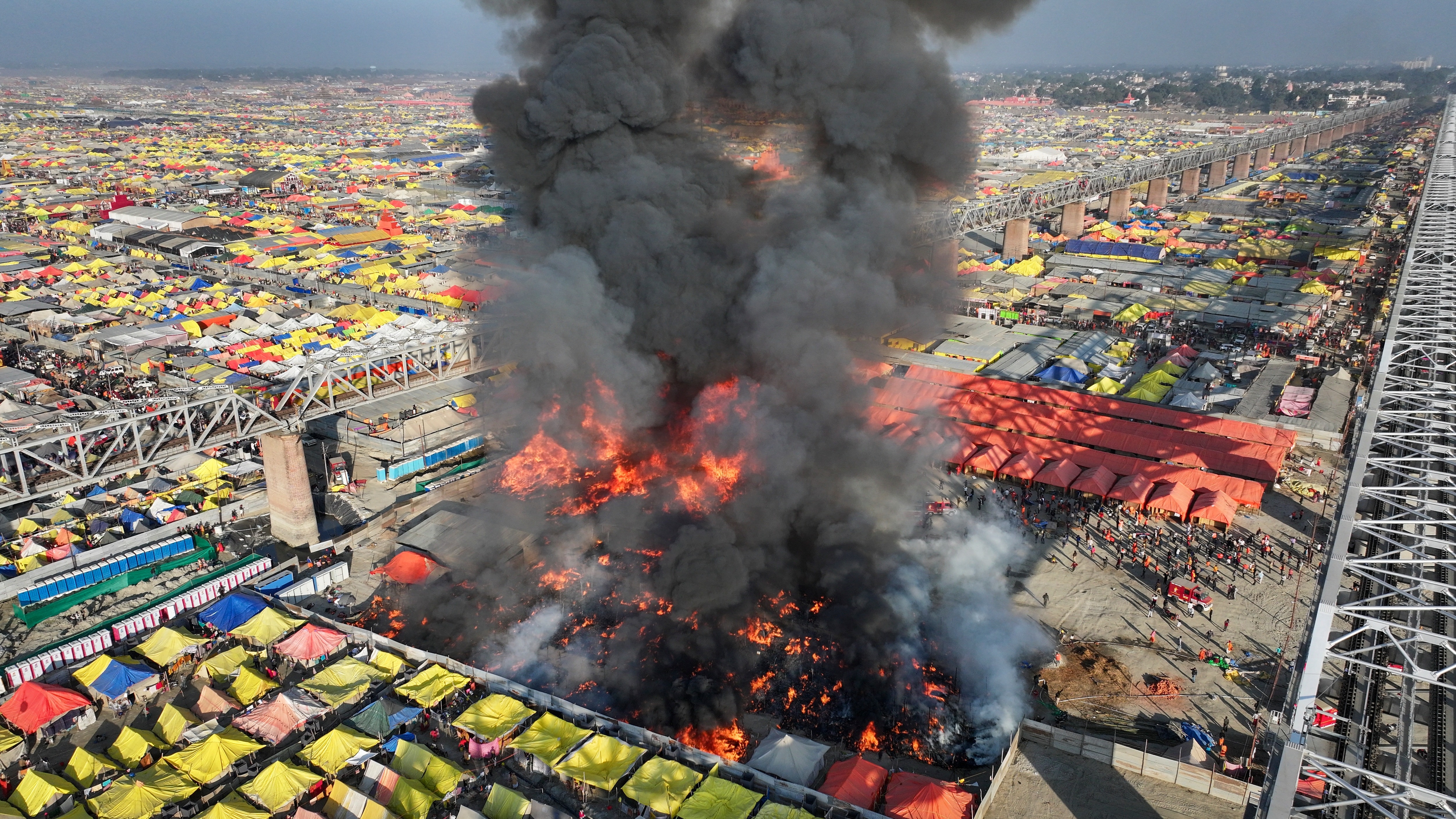 Fire Breaks Out at Maha Kumbh Mela in Prayagraj