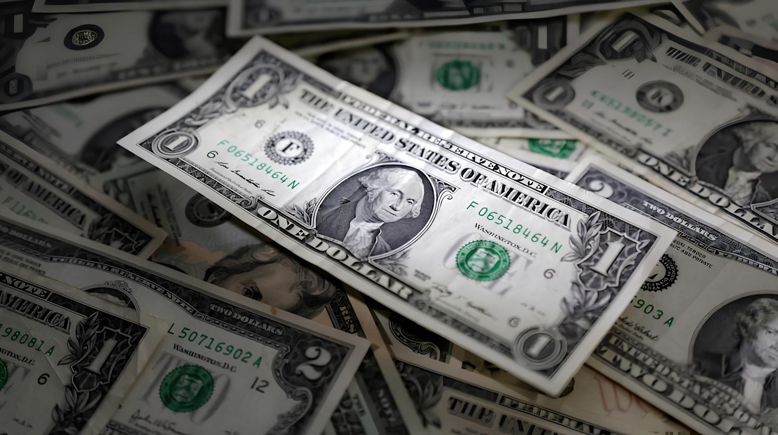 India Loses $8.7 Billion in Forex Reserves: Is More Rupee Volatility Ahead?