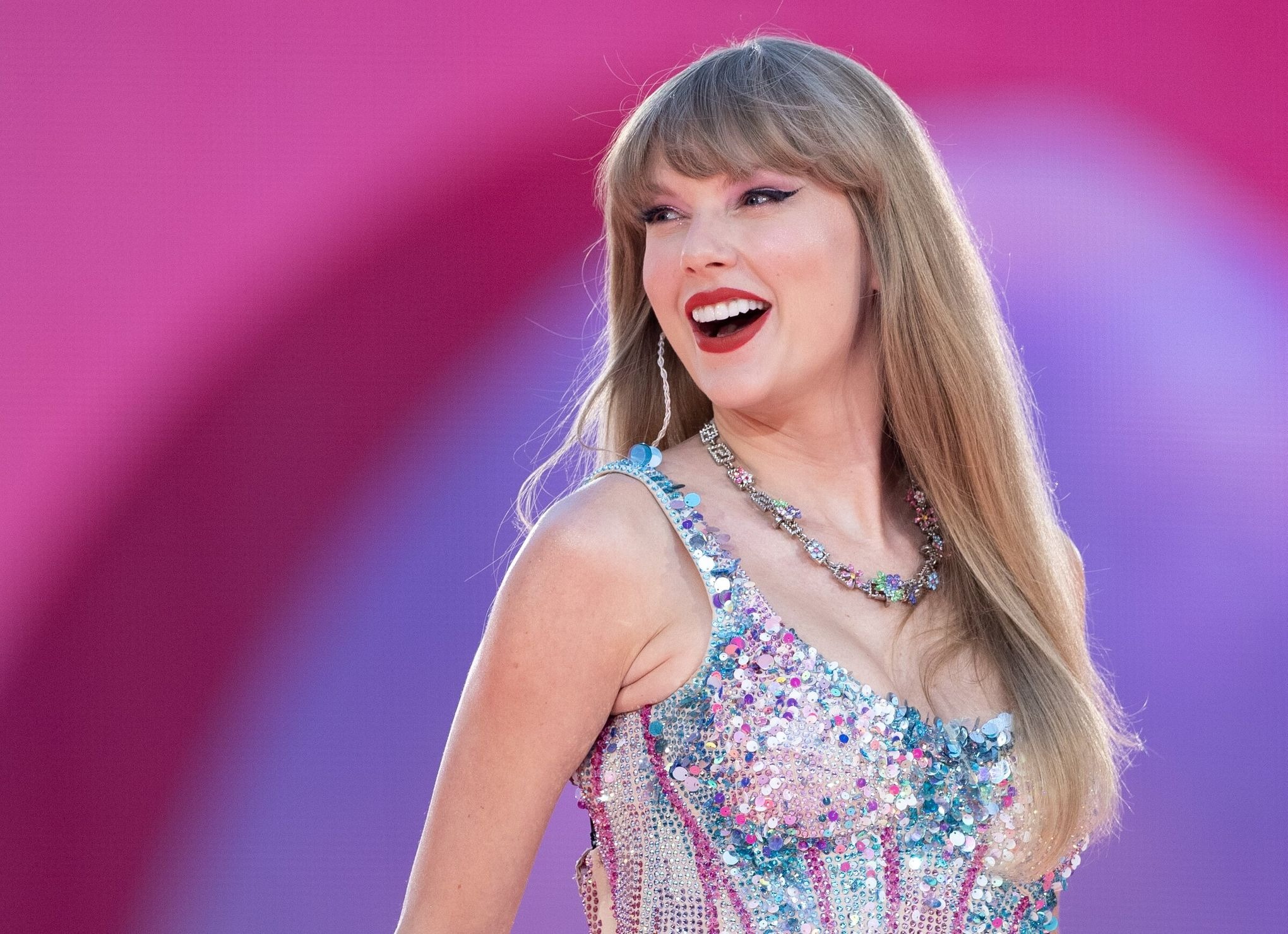 Taylor Swift Could Perform in India for the First Time at Adani Wedding!