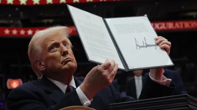 Trump Shuts Down CBDCs and Pushes for Dollar-Backed Stablecoins