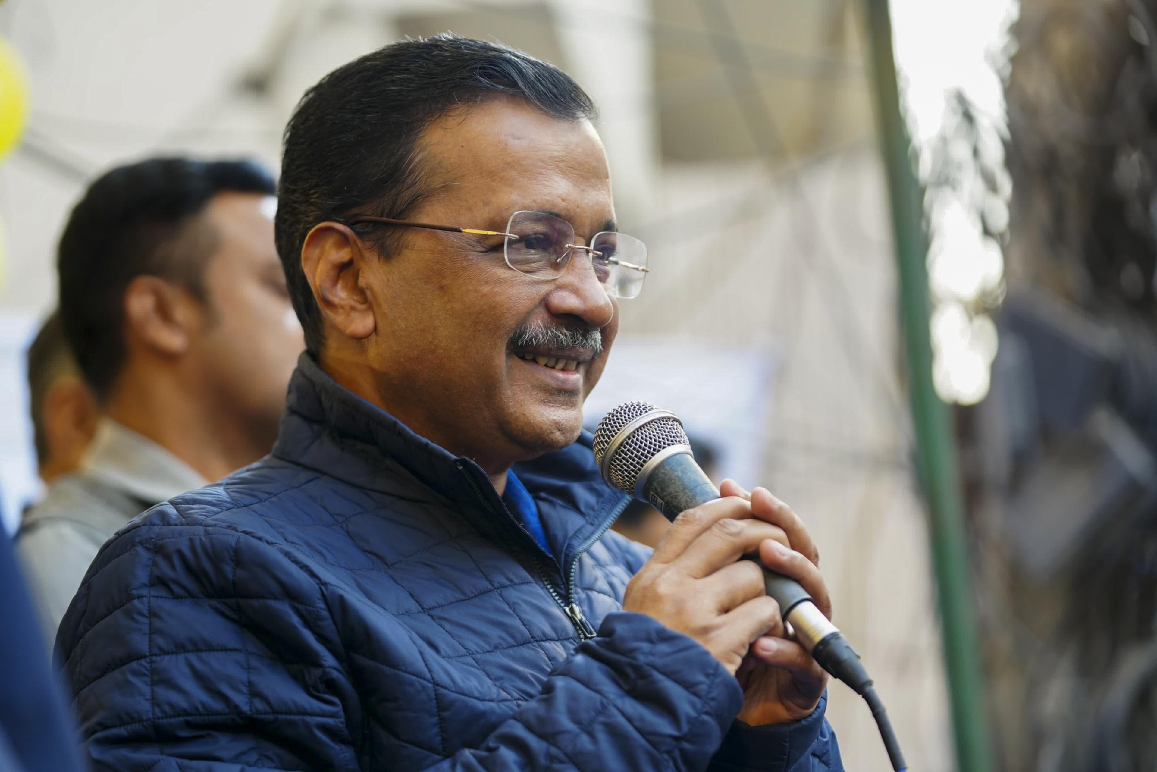 Kejriwal's Bold Delhi Manifesto: Free Rides, ₹2,100 for Women, and More!
