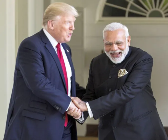 Trump Confirms PM Modi’s White House Visit in February!
