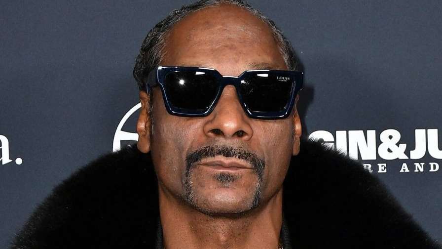 Snoop Dogg Faces Backlash Over Performance at Trump's Crypto Ball