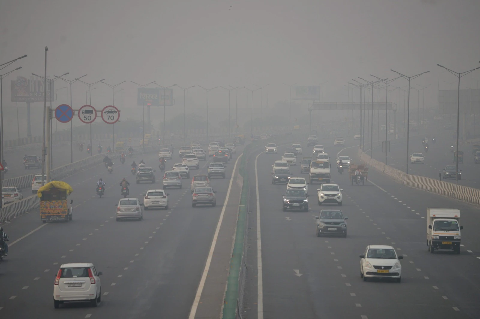 Delhi’s Air Turns Toxic! Major Restrictions Imposed – What You Need to Know