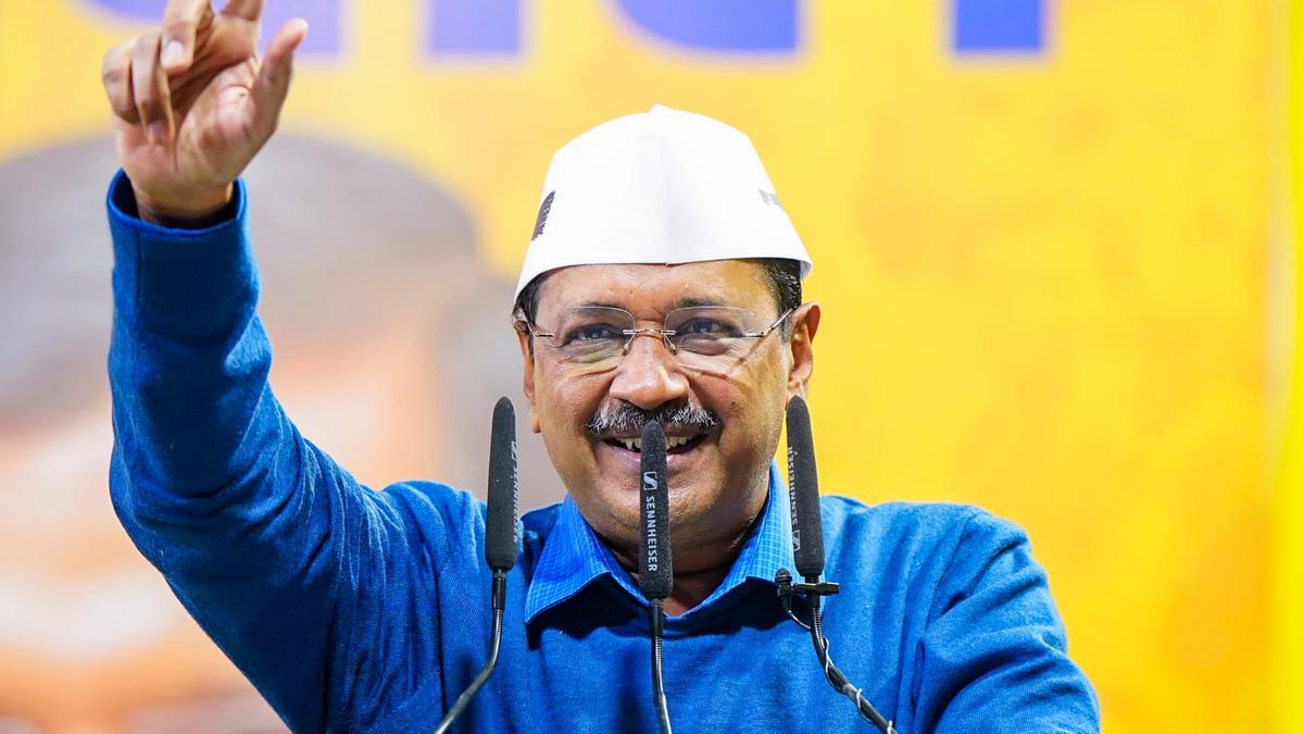 Kejriwal Challenges BJP, Congress Leaders to Drink ‘Toxic’ Yamuna Water
