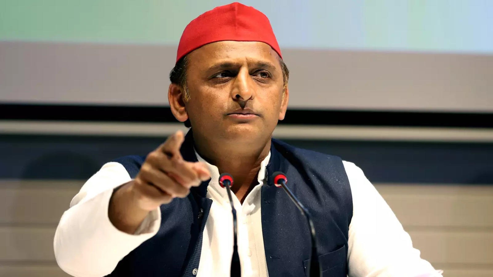 "Is this Viksit Bharat?" Akhilesh Yadav slams 300km Maha Kumbh traffic chaos!