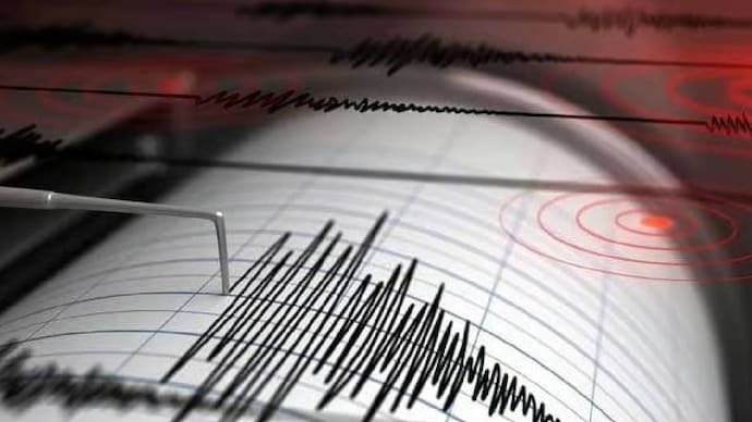 Why is Delhi earthquake prone?