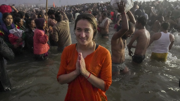 SHOCKING! Maha Kumbh Scandal: Women’s Bathing Videos Sold Online
