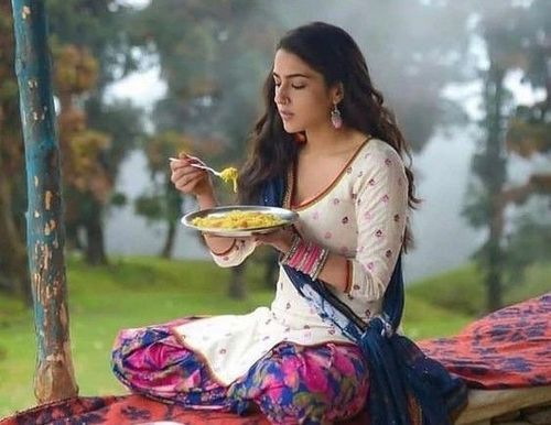 ‘I have a sad life’- What Happened To Sara Ali Khan?