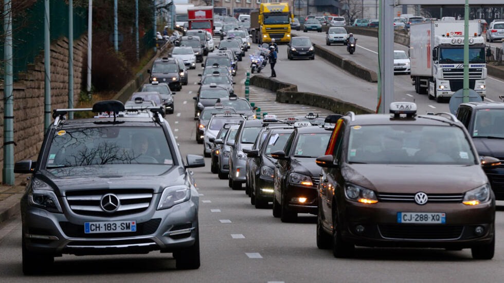 Paris Bans Solo Drivers