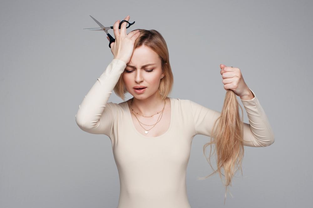 Bad hair day? Not for these thieves- They stole 830 Kg of It!