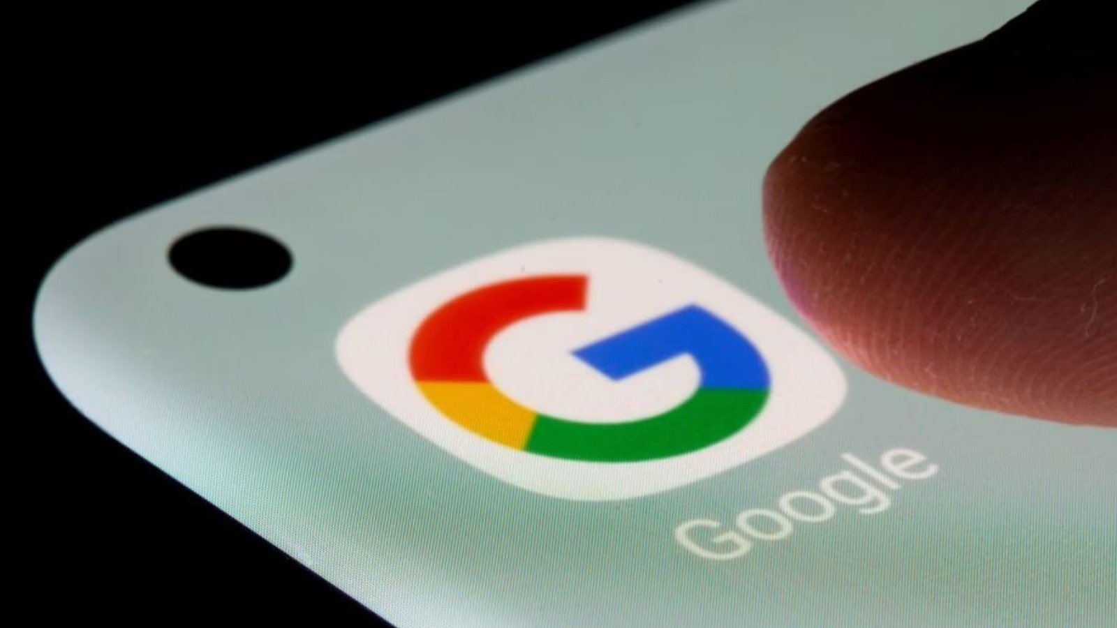 AI just got real! Google's Pixel sense will change everything!