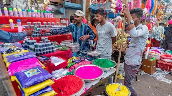 Holi 2025: A ₹60,000 crore celebration set to boost India's economy!