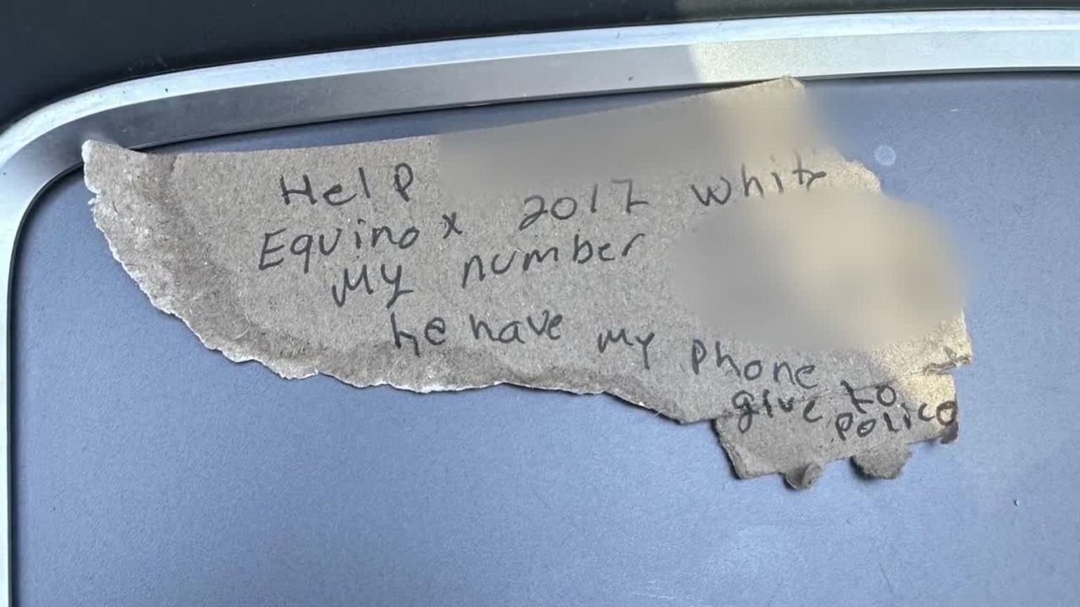 Woman rescued from kidnapping after passing a note for help!