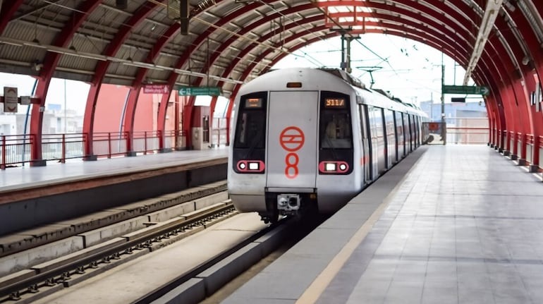 Delhi Metro Services to Start at 2:30 PM on Holi 2025