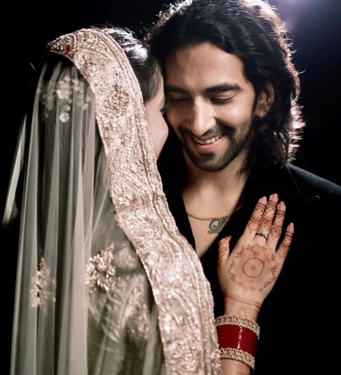 Singer Vilen Ties the Knot with Divya Dahiya, Shares Dreamy Wedding Photos!