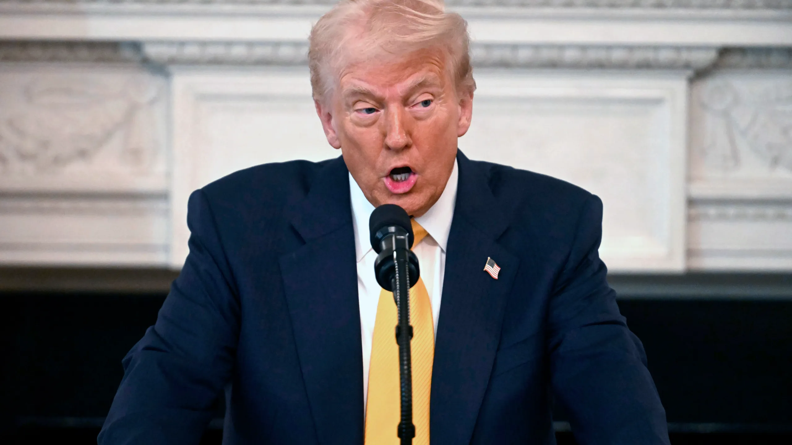 "US Will Soon Start Voting Like INDIA!" Says Trump!