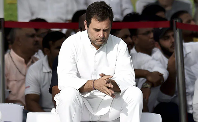 "Mujhe Koi Bolne Hi Nahi Deta!" Says Rahul Gandhi in Loksabha