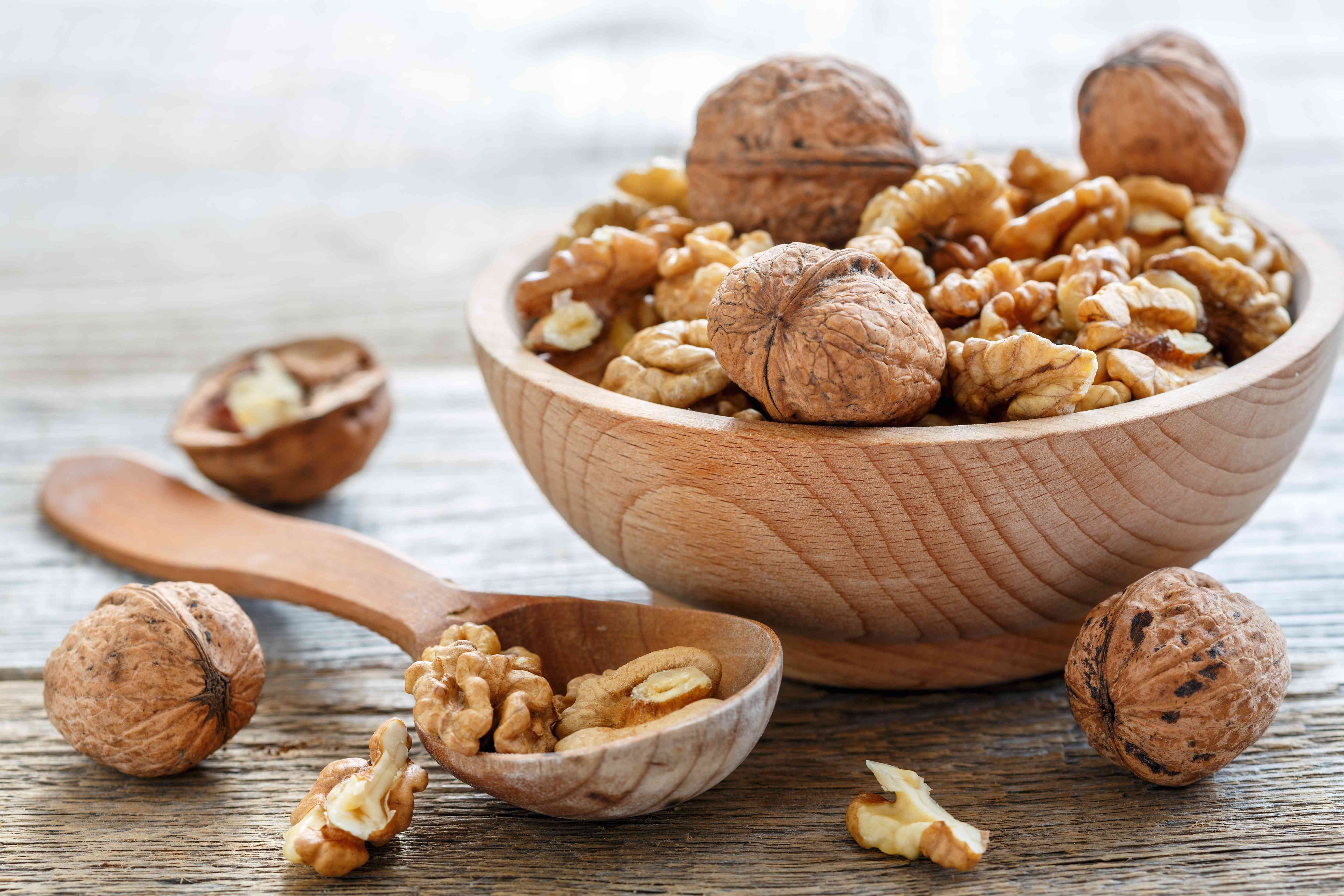 Kya Aap Sahi Tarike Se Walnuts Kha Rahe Hain?