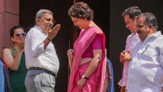 Kangana Shares Funny Momments with Priyanka Gandhi In Parliament!