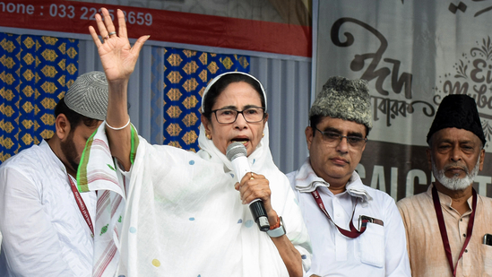 "Sanatan Dharam Ganda Dharam Hai" Says Mamata Banerjee!