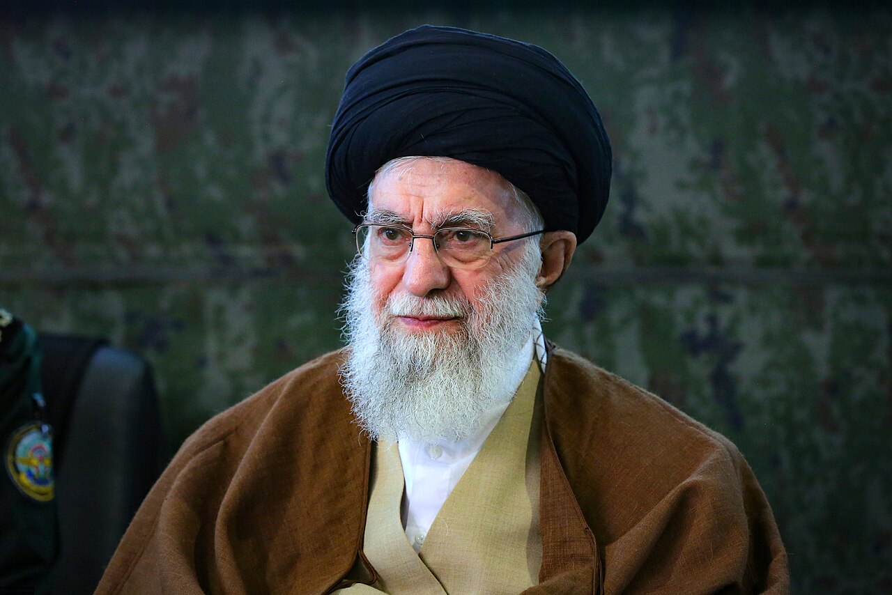“We’ll Go Nuclear If Attacked!” Iran’s Chilling Warning To Trump!