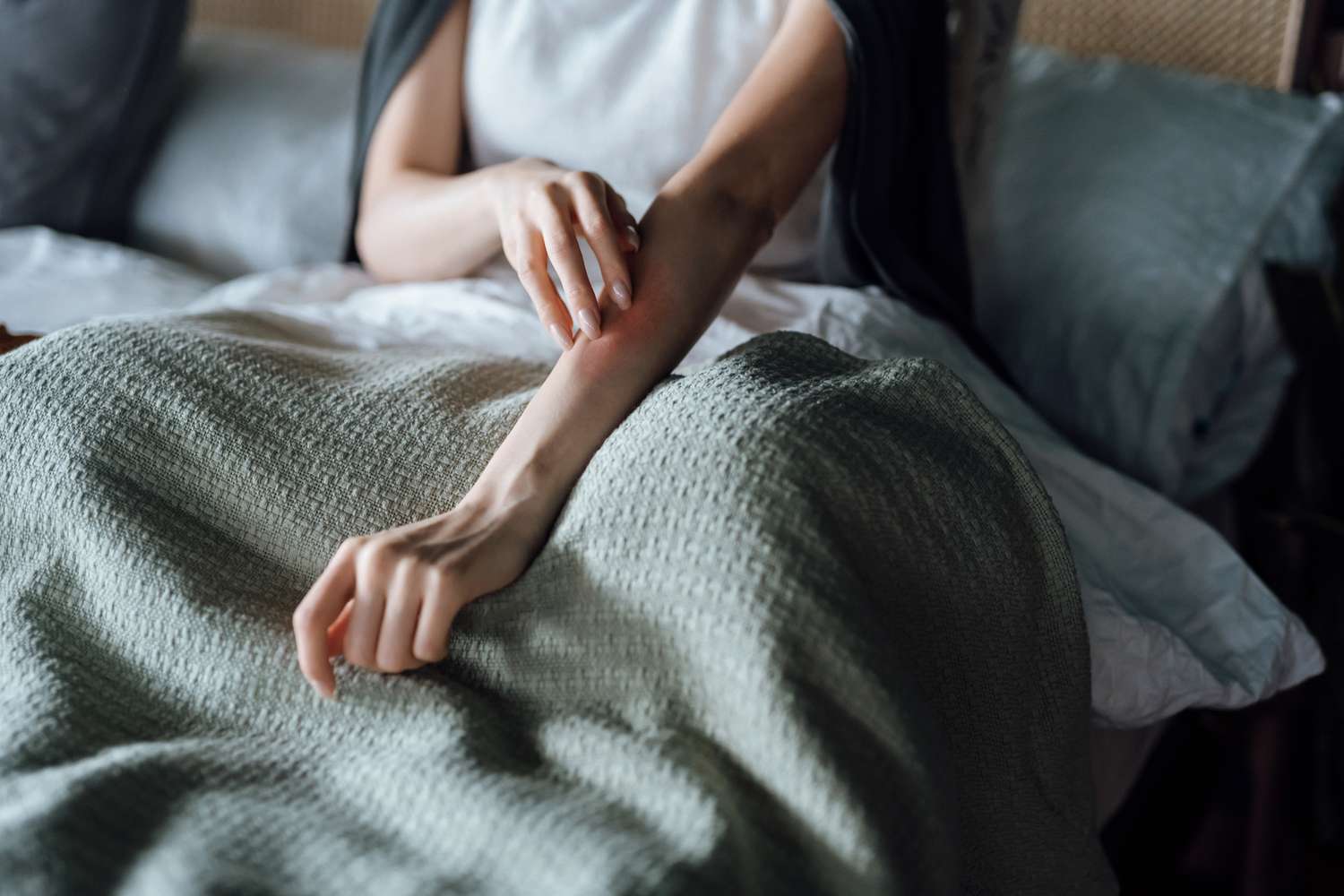 Itchy Skin & Sleepless Nights? It Could Be Liver Damage!