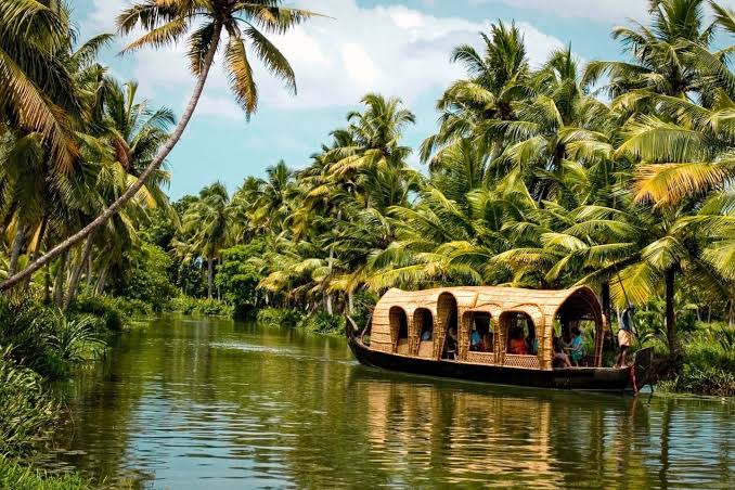 Planning your next escape? Kochi blends history, art & cuisine perfectly.