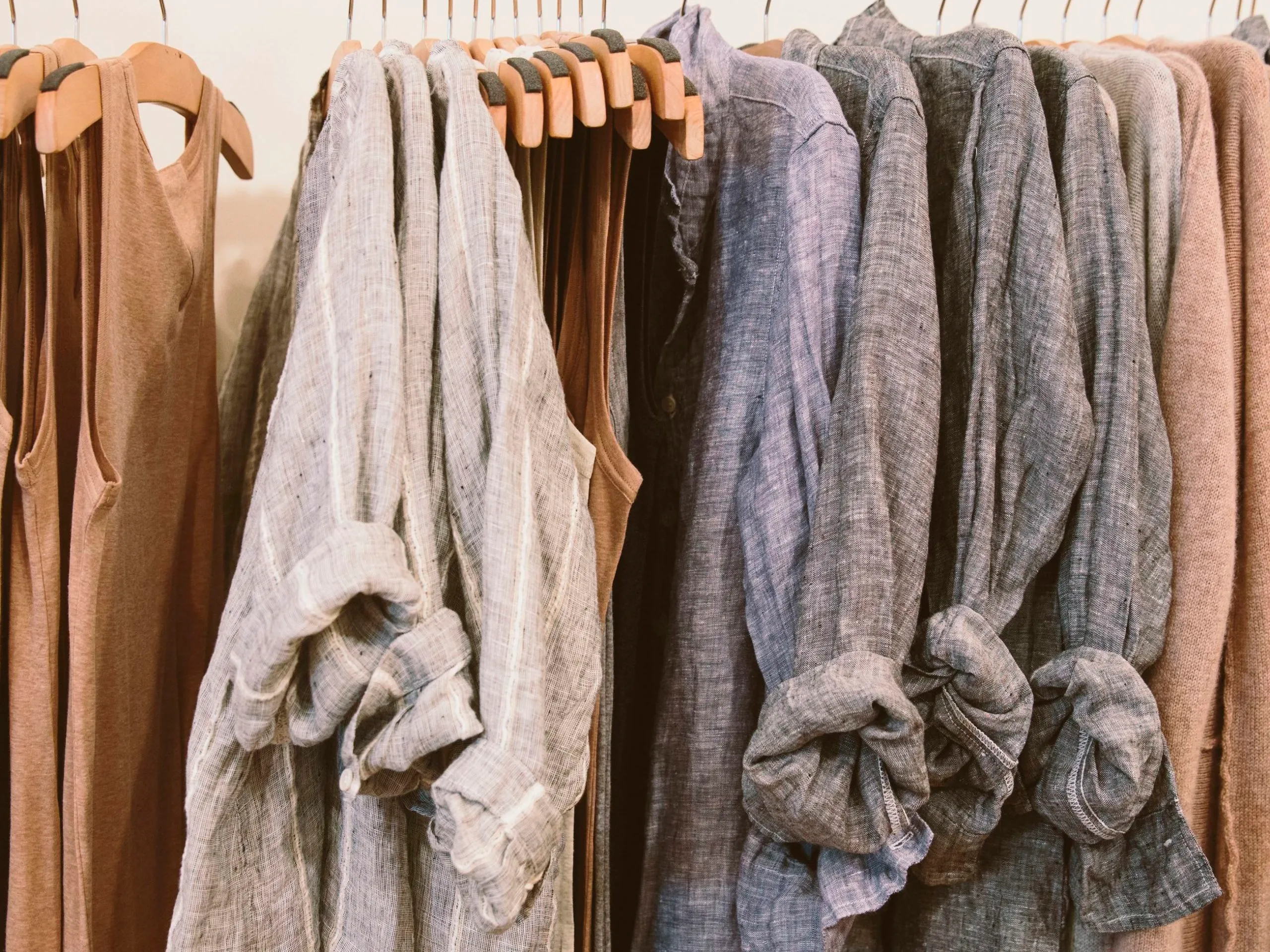 Say Goodbye to Sweats—Linen Weather Just Hit in Full Force