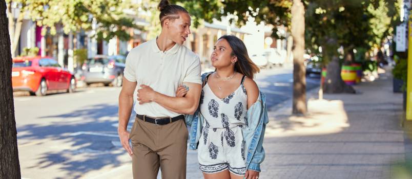 Men vs. Women: Who Falls in Love First Will Surprise You!