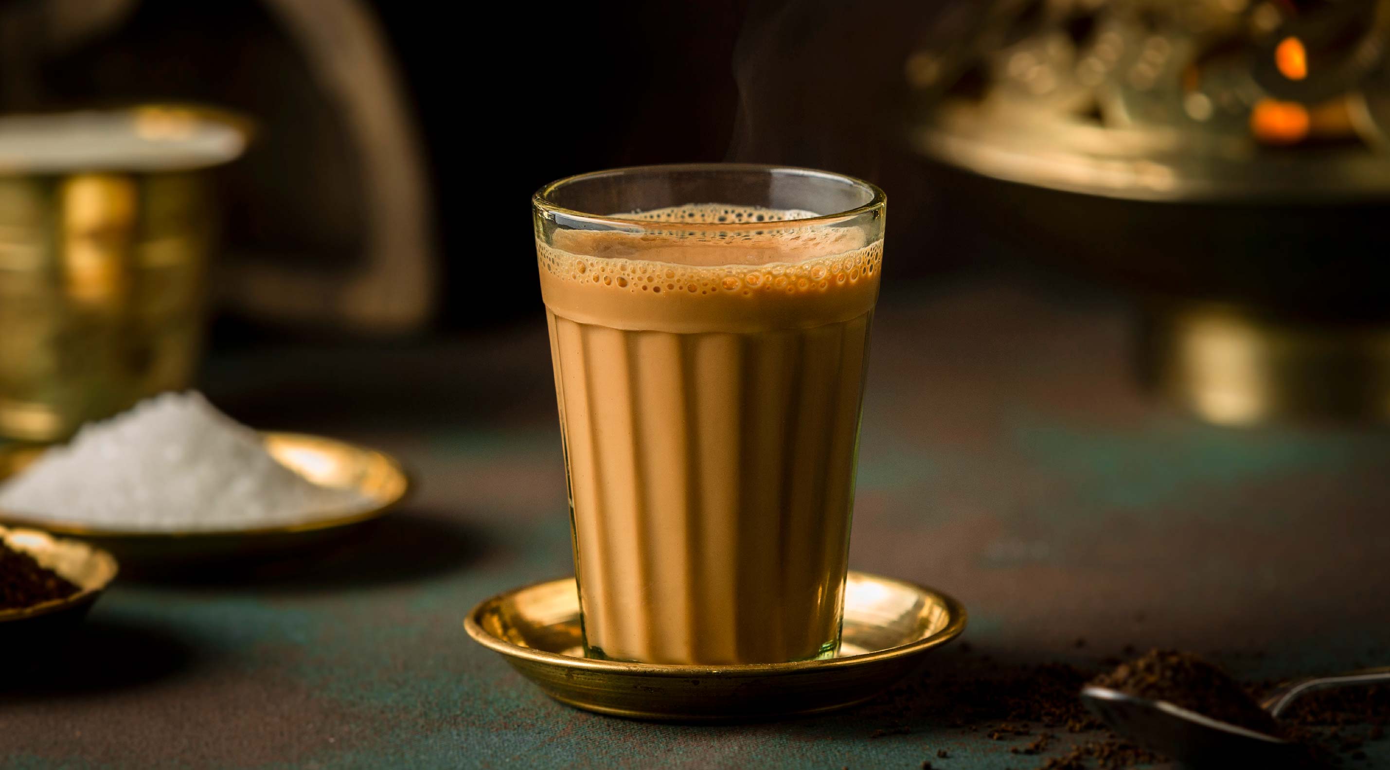 Persia se aayi, India ne apna li-ye chai bhi asli desi nikli!