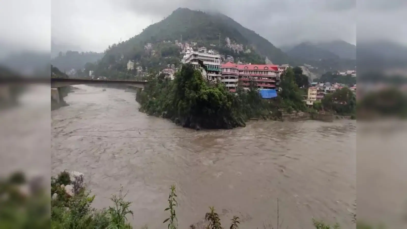 Heavy rains hit Himachal; Orange alert issued!