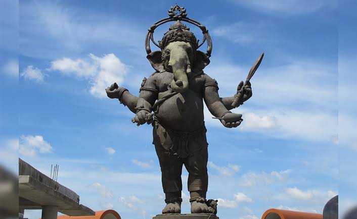 This country houses the world’s tallest standing ganesha!