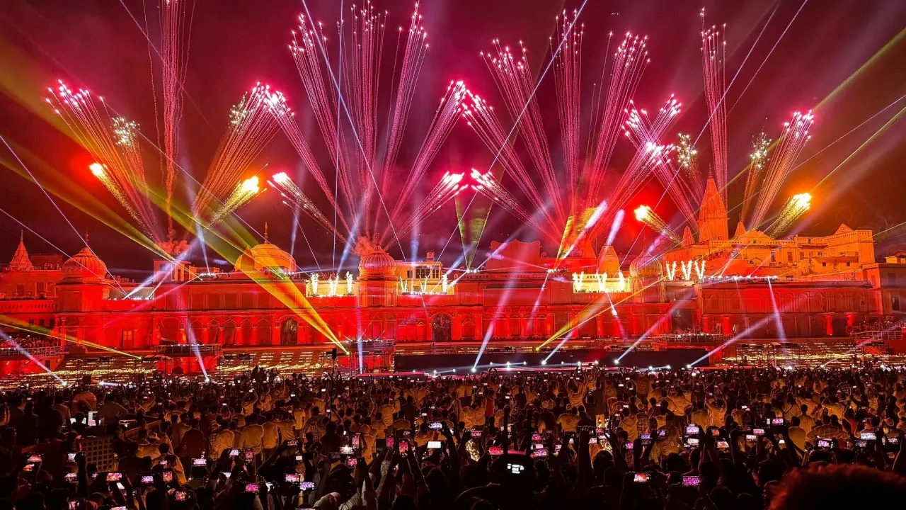 Ayodhya’s Light & Faith Spectacle: A Double World-Record Diwali!