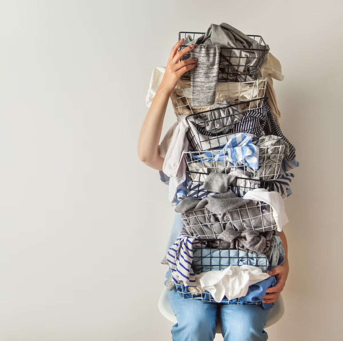 This shocking decluttering “Poop Rule” is taking over, it might actually work