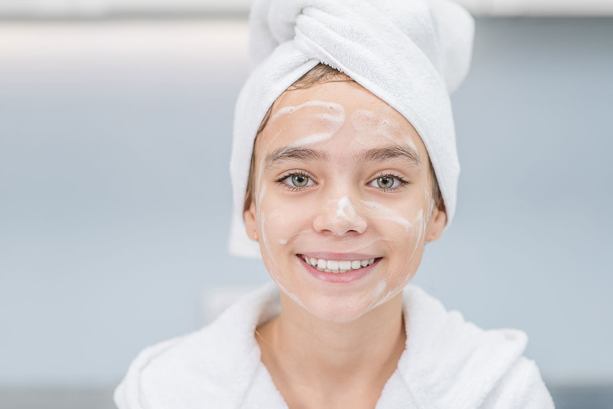Teen skincare made simple: 7 steps for soothing sensitive skin