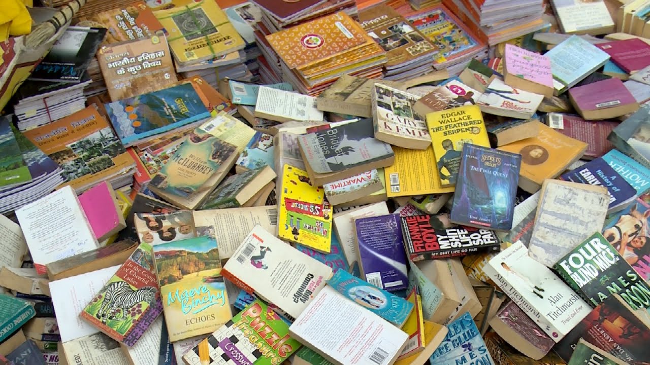 This Delhi book bazaar still sells stories for just ₹10!