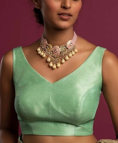 Got broad shoulders? Here's what you should wear to enhance your look!