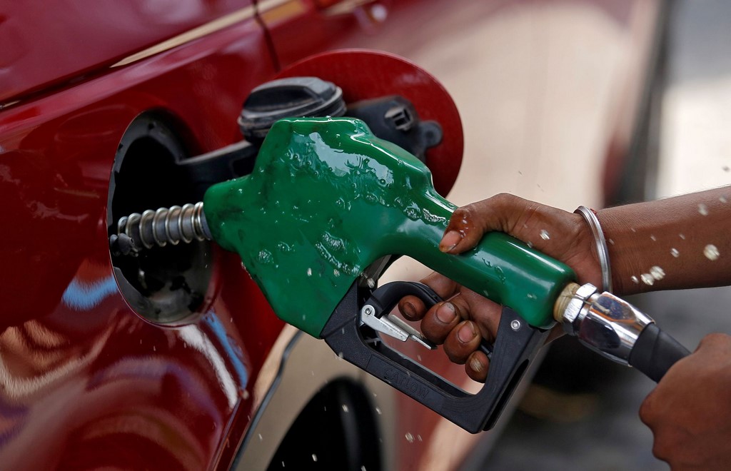 Delhi Bans Fuel for Old Vehicles from July 1!