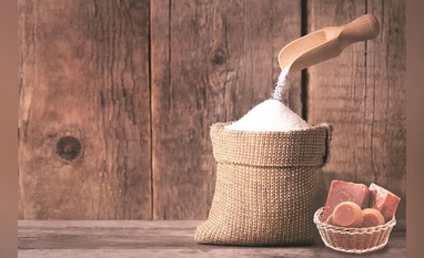 India Permits Sugar Exports of 1.5 Million Tonnes in 2025–26!