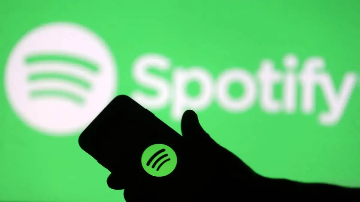 How Spotify made users advertise its app without noticing!