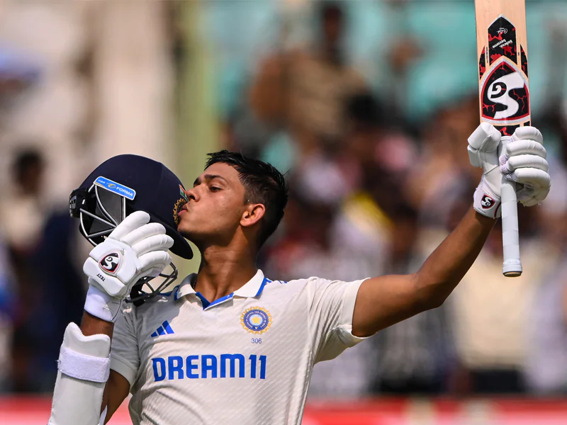 Yashasvi Jaiswal equals Dravid, Sehwag as fastest Indian to 2,000 test runs!